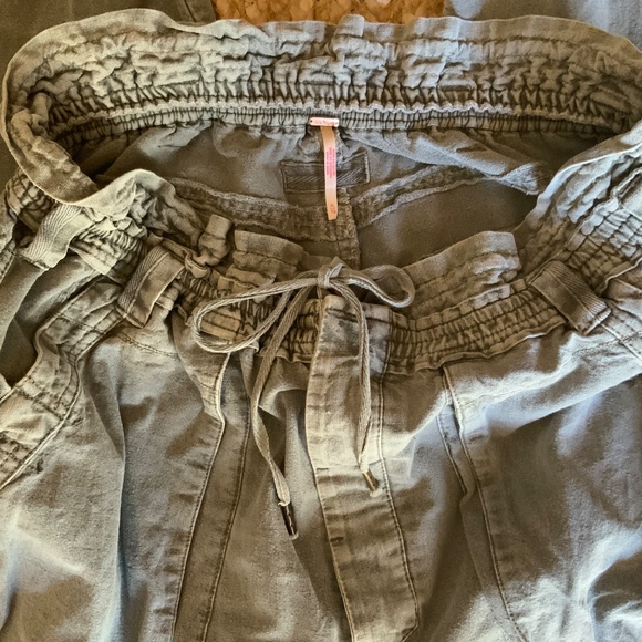 Free People Wind Drift Convertible Cargo Linen and Cotton Utility Pants - Picture 7 of 10